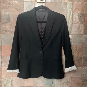 EUC Theory stretch wool black blazer size 4